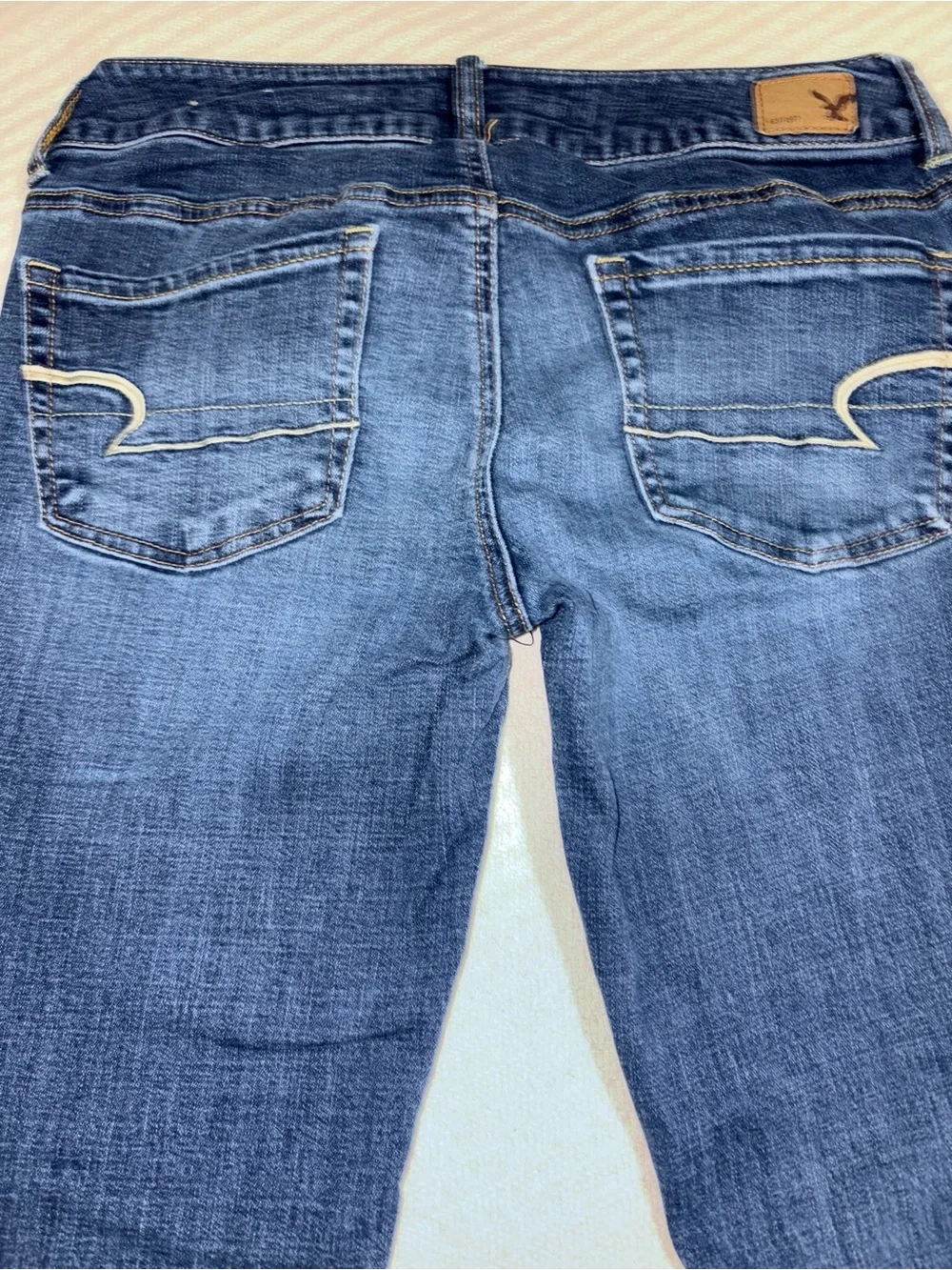 American Eagle Outfitters Dark Blue Super Stretch Artist Flare Leg Jeans Size 8 - Picture 8 of 8